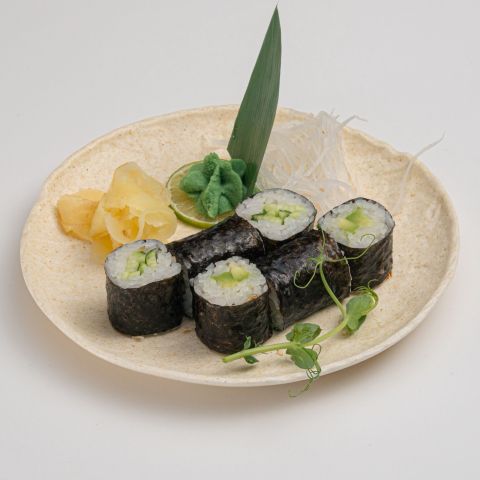 Мини Ролл с огурцом