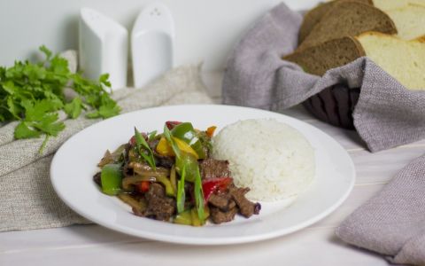 Мясо по-тайски Мясо по-тайски